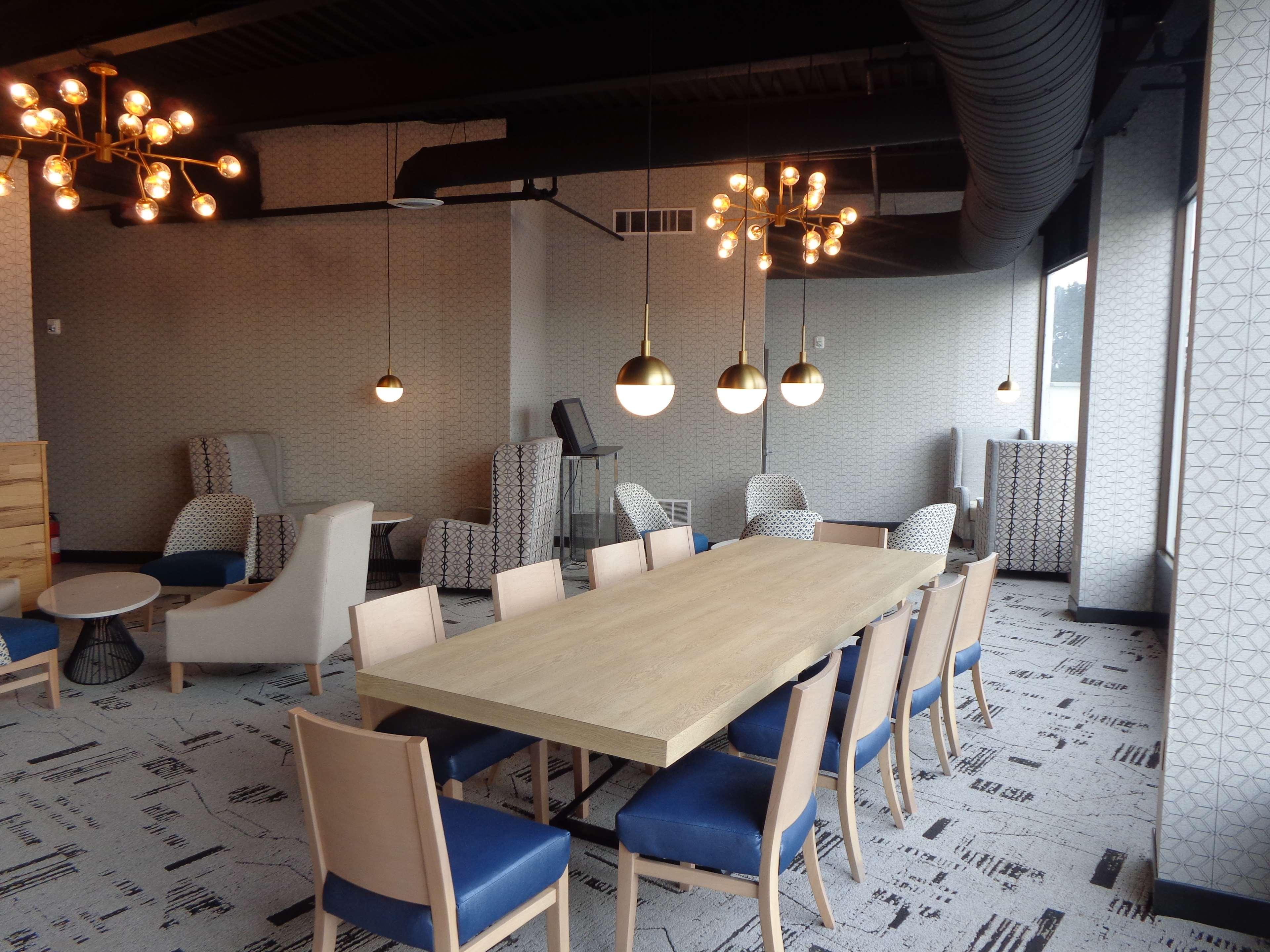 Holiday Inn Philadelphia Arpt-Stadium Area By Ihg Exterior photo